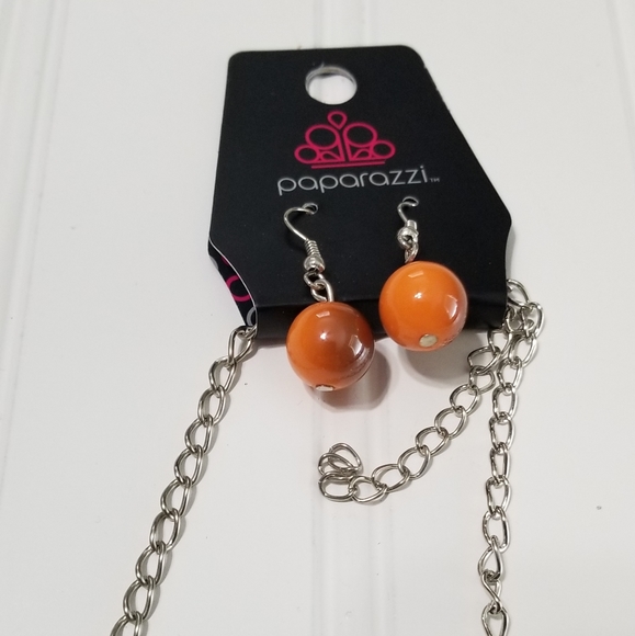 5 for $30 ~ Paparazzi ROCK STAR Necklace and Earrings - Picture 2 of 4